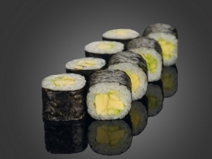 Маки с Авокадо